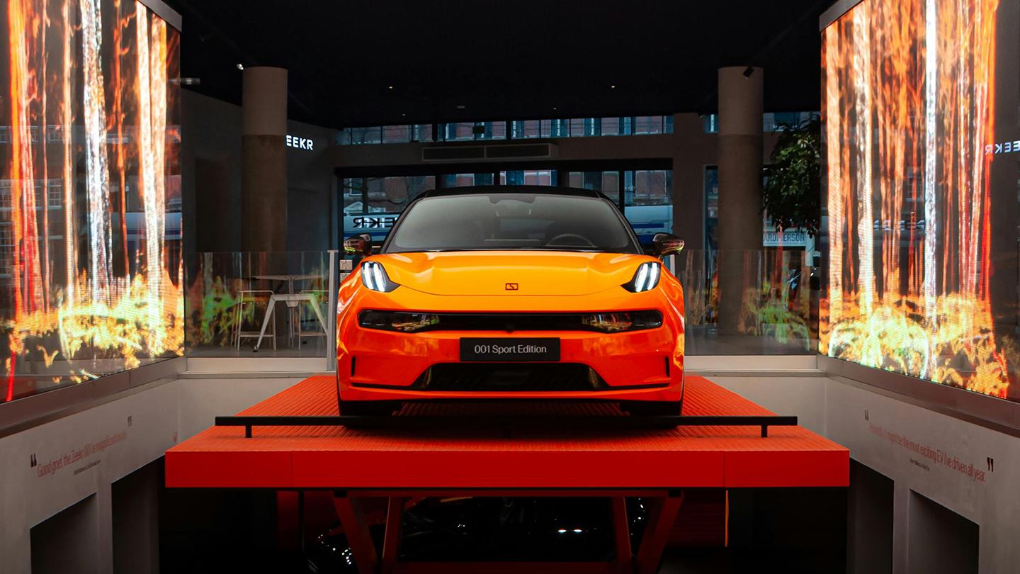 Без брызговиков, подкрылков и заднего дворника: на чем экономят «китайцы»