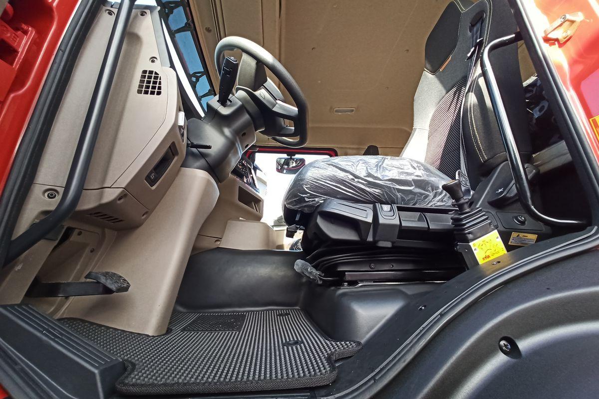 Кабина самосвала МАЗМАН 754459