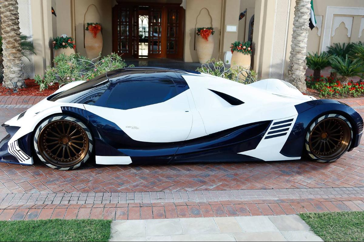 Концепт Devel Sixteen