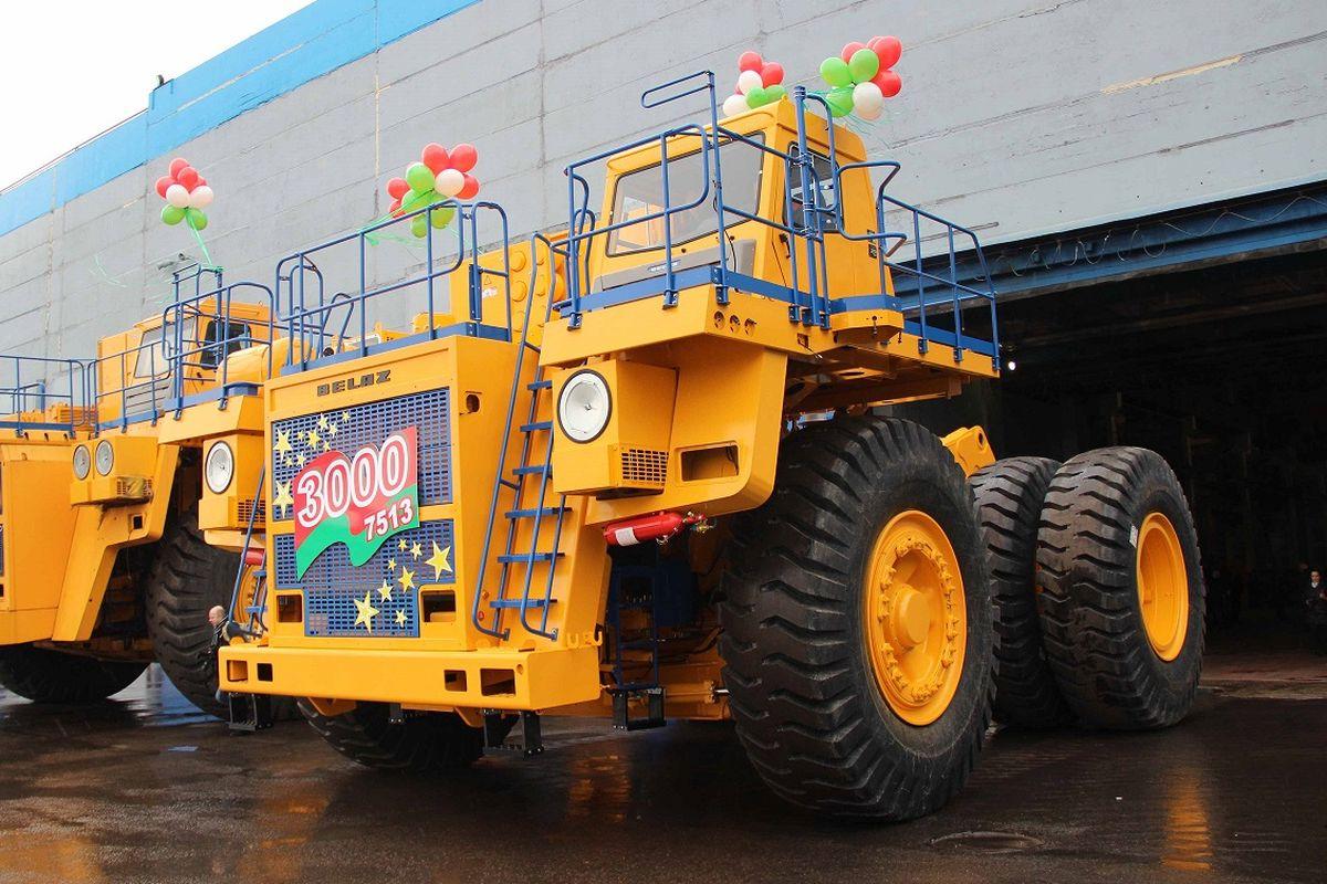 3000-й самосвал БЕЛАЗ-7513