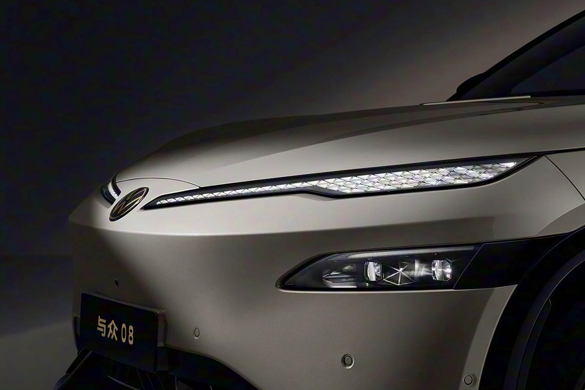 Капот Volkswagen ID.UNYX 08