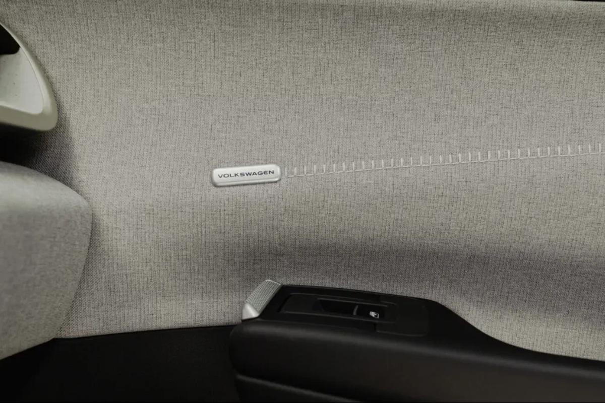 Интерьер обновленного VW ID.Polo_3