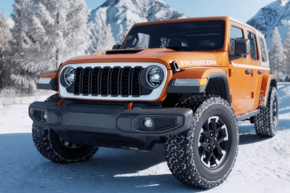 Jeep Wrangler Rubicon: вид спереди