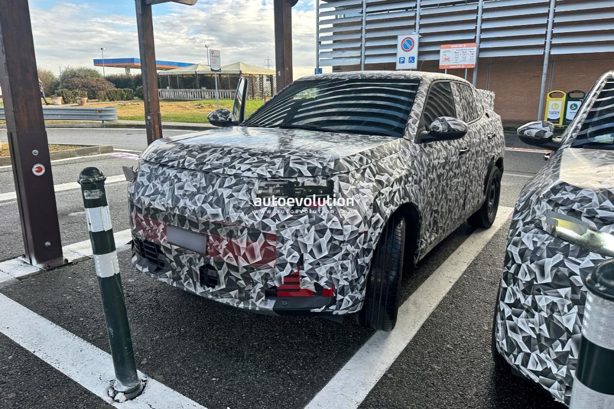 Европейская модель FIAT Fastback под камуфляжем