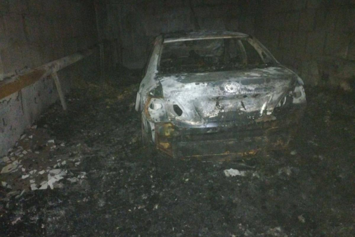 Сгоревшее авто в гараже в Воложинском р-не