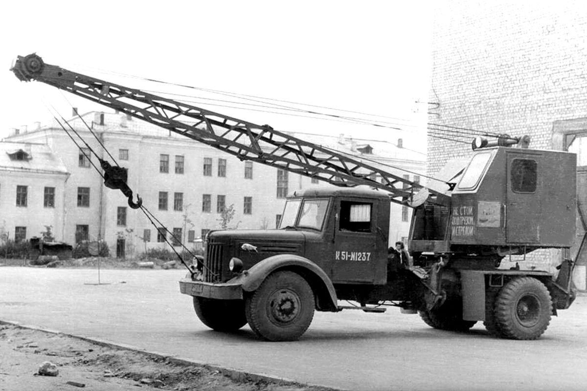 Шасси МАЗ-200Ш