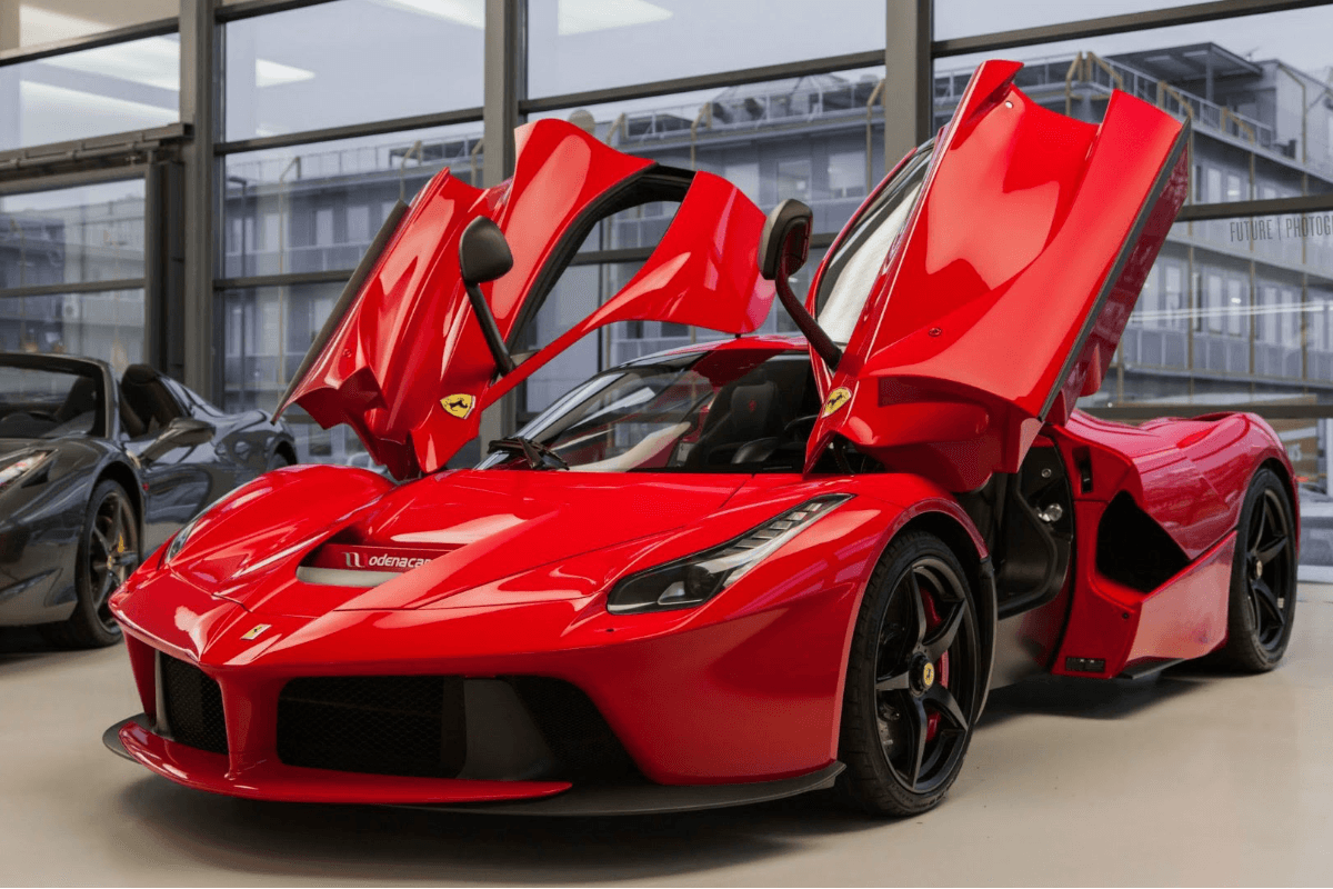 Ferrari LaFerrari Aperta