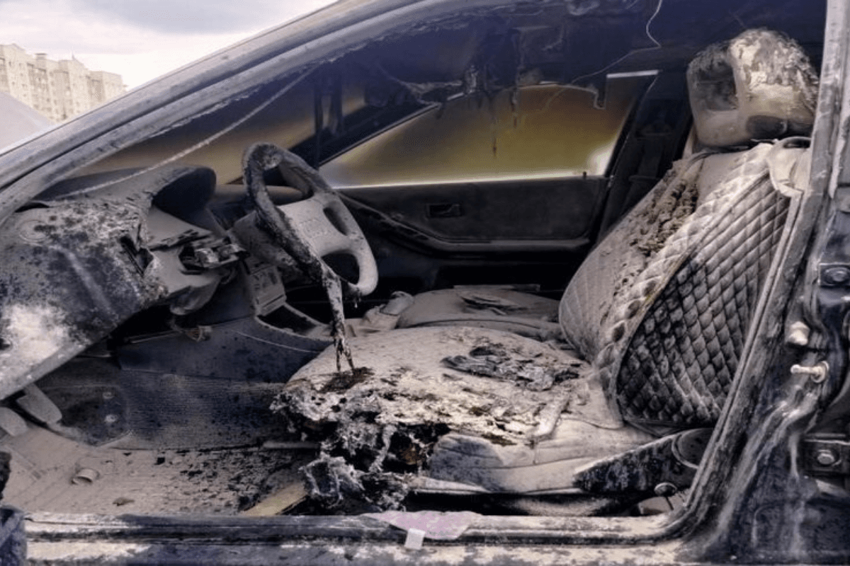 Салон подожженного угнанного в Гродно Audi