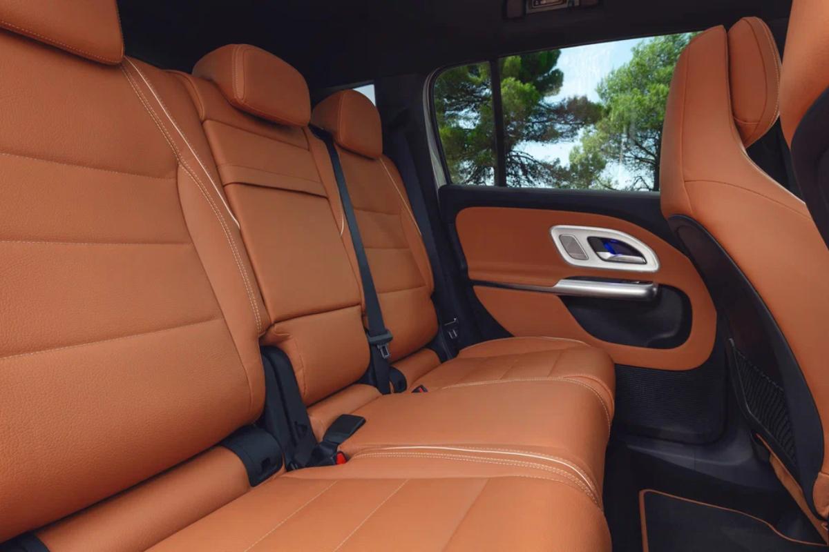 Задний ряд Mercedes-Benz GLB 2026