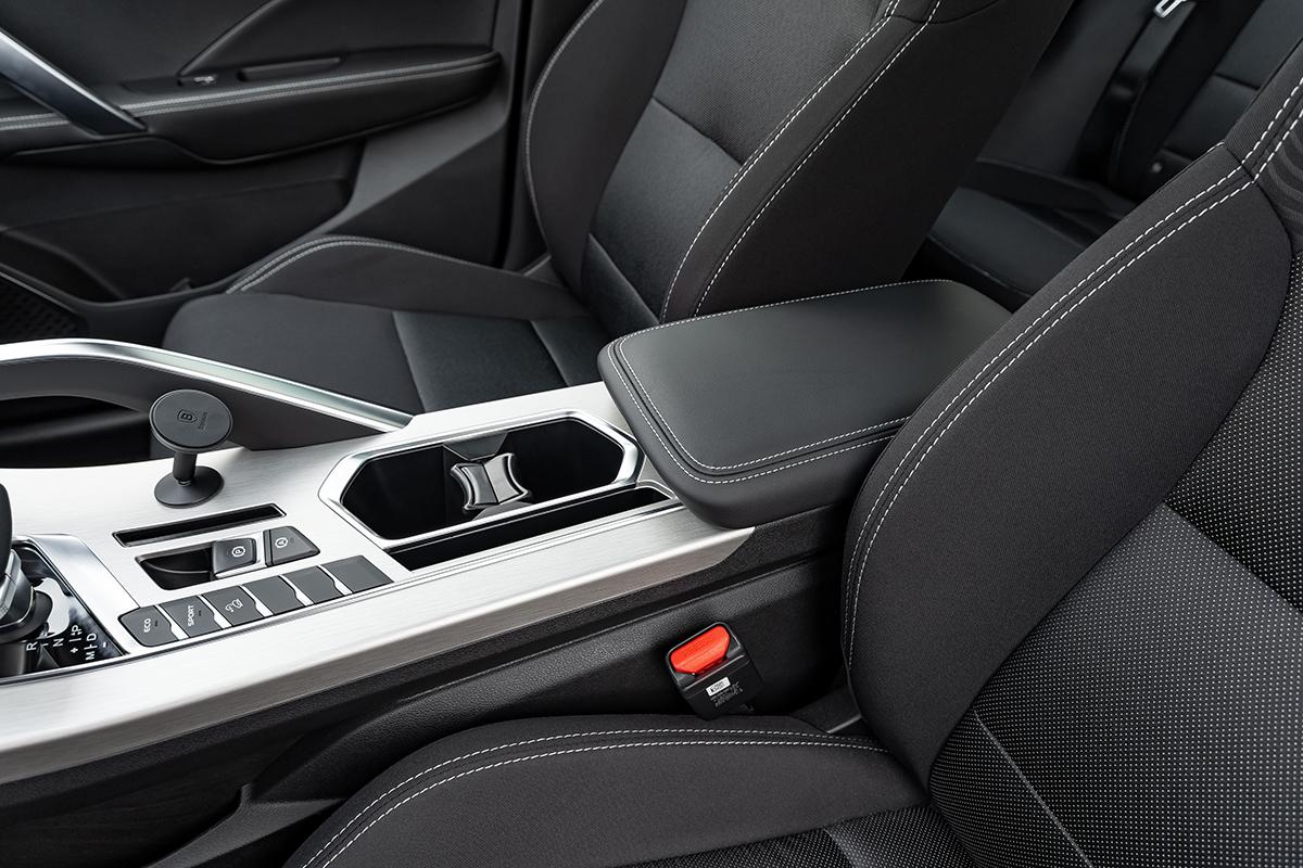 Передний подлокотник Belgee X50