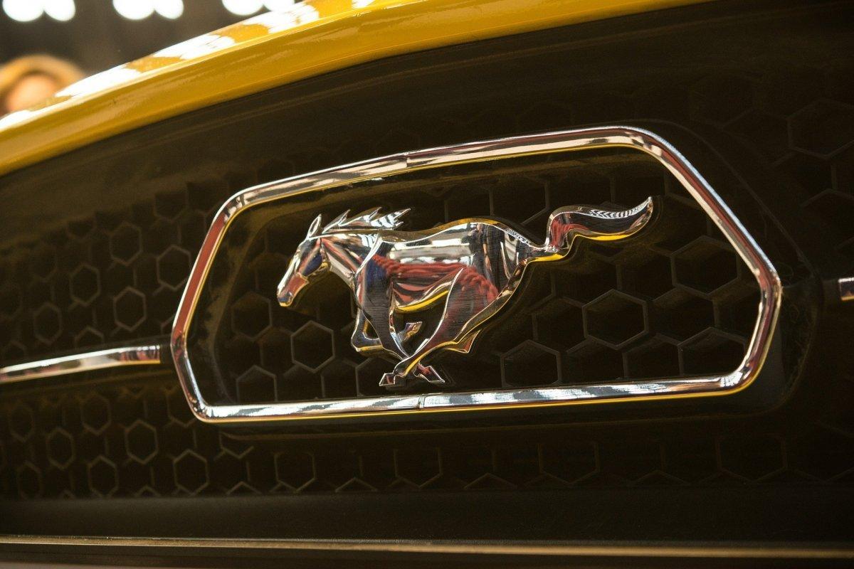 «Мустанг» Ford Mustang