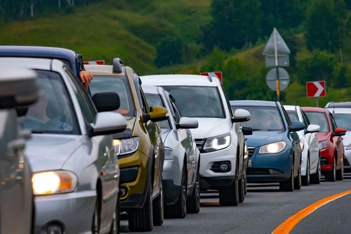 Авто на дороге