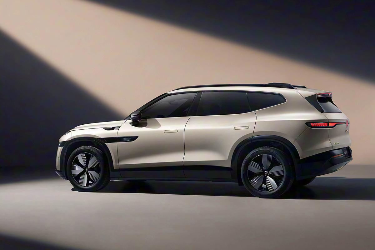 Volkswagen ID.UNYX 08