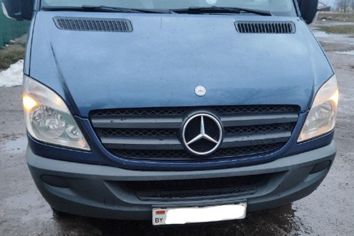 Автомобиль для грузоперевозок