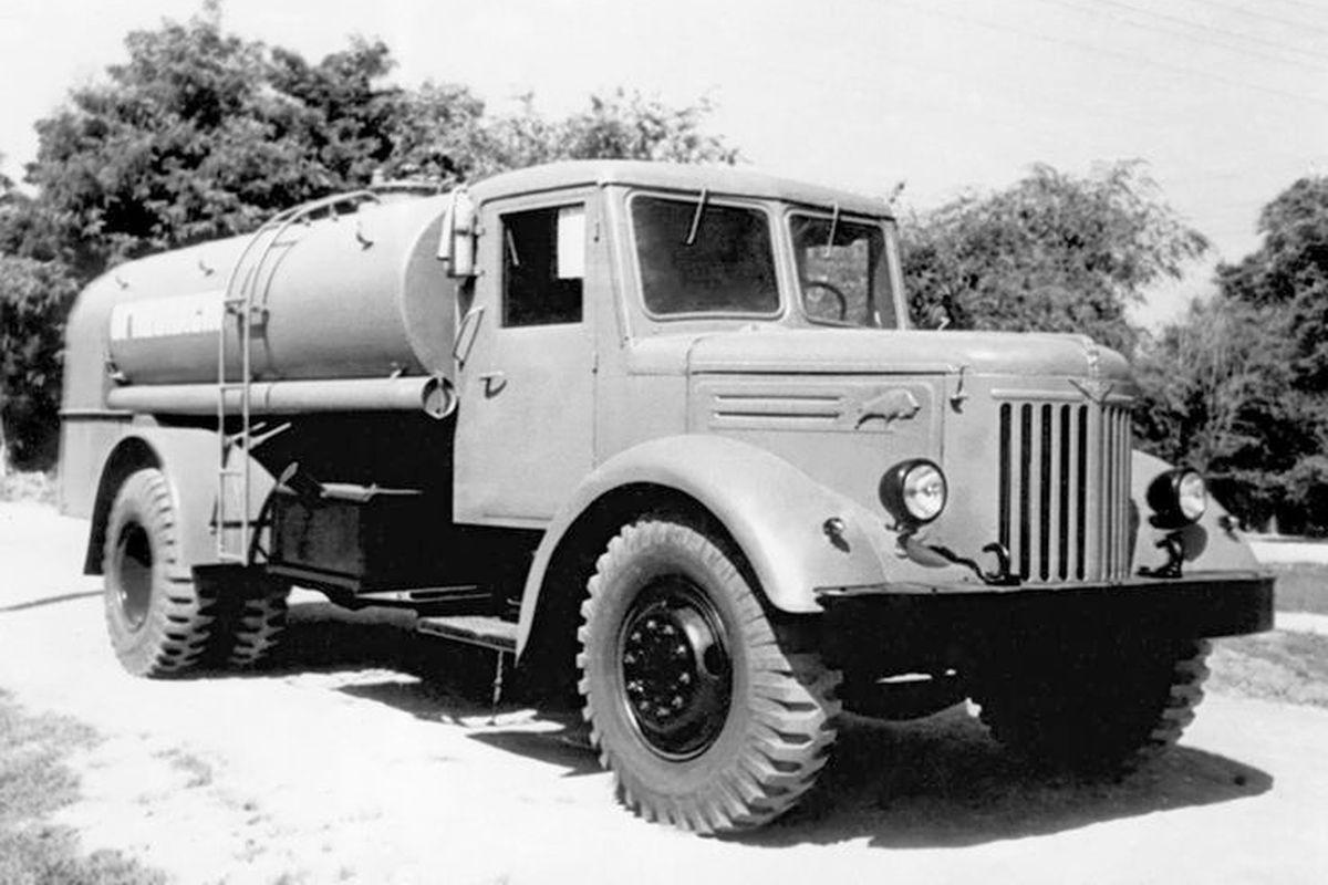 Шасси МАЗ-200Ш