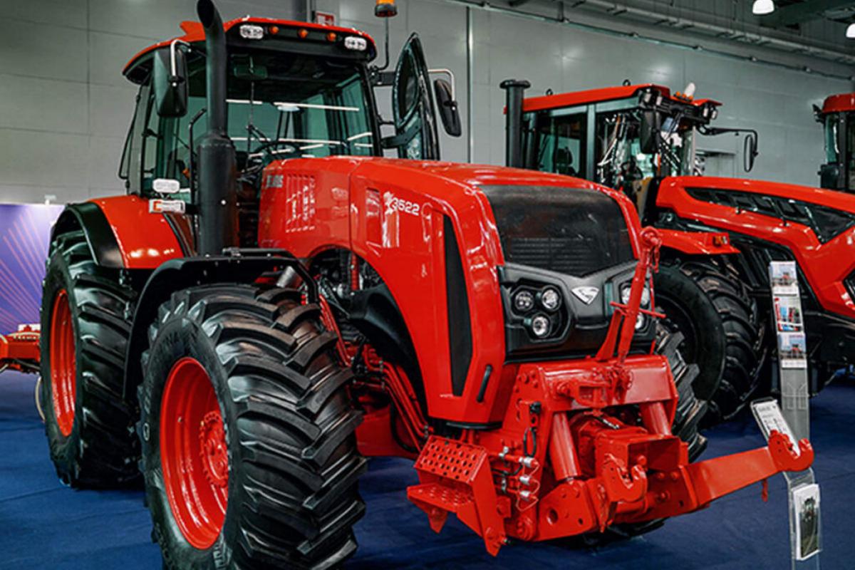 Трактор BELARUS