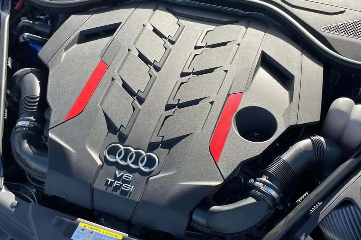 Мотор V8 TFSI Audi