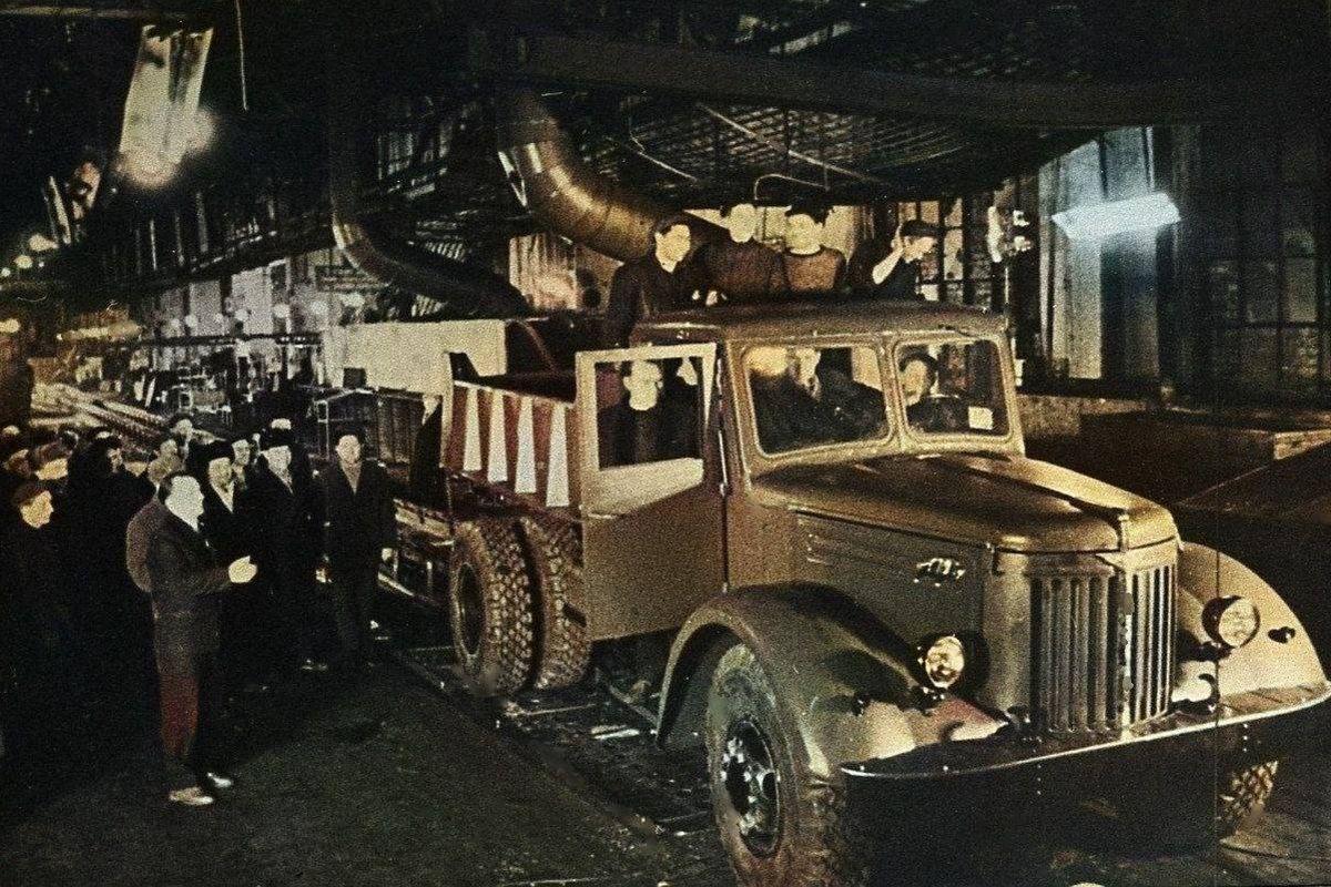 Последний МАЗ сходит с конвейера