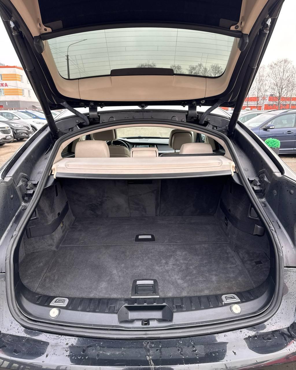 BMW 5 серия F07 (GT) , 2009 г., автомат, дизель - фото 12