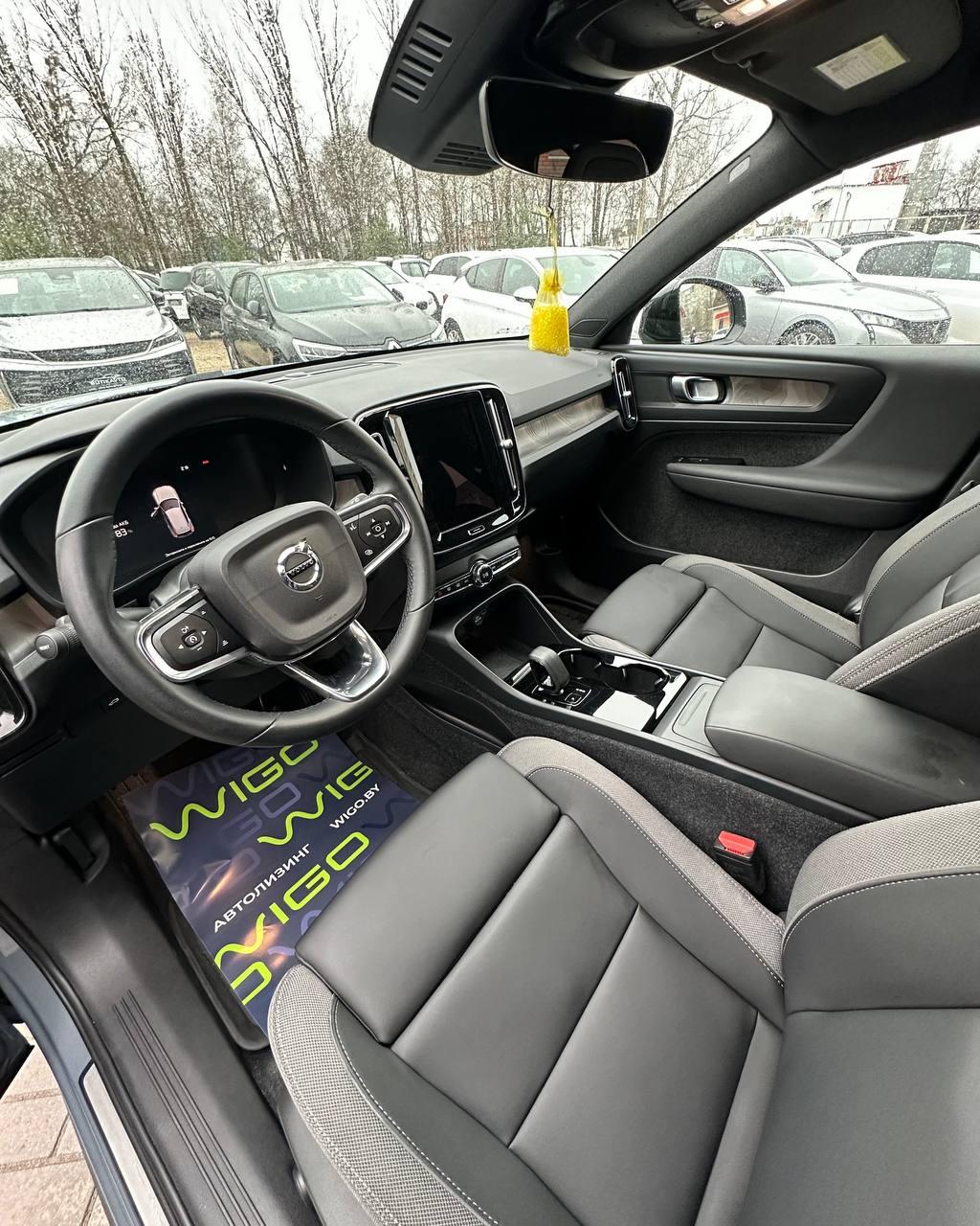 Volvo XC40 I · Рестайлинг , 2022 г., автомат, электро - фото 7