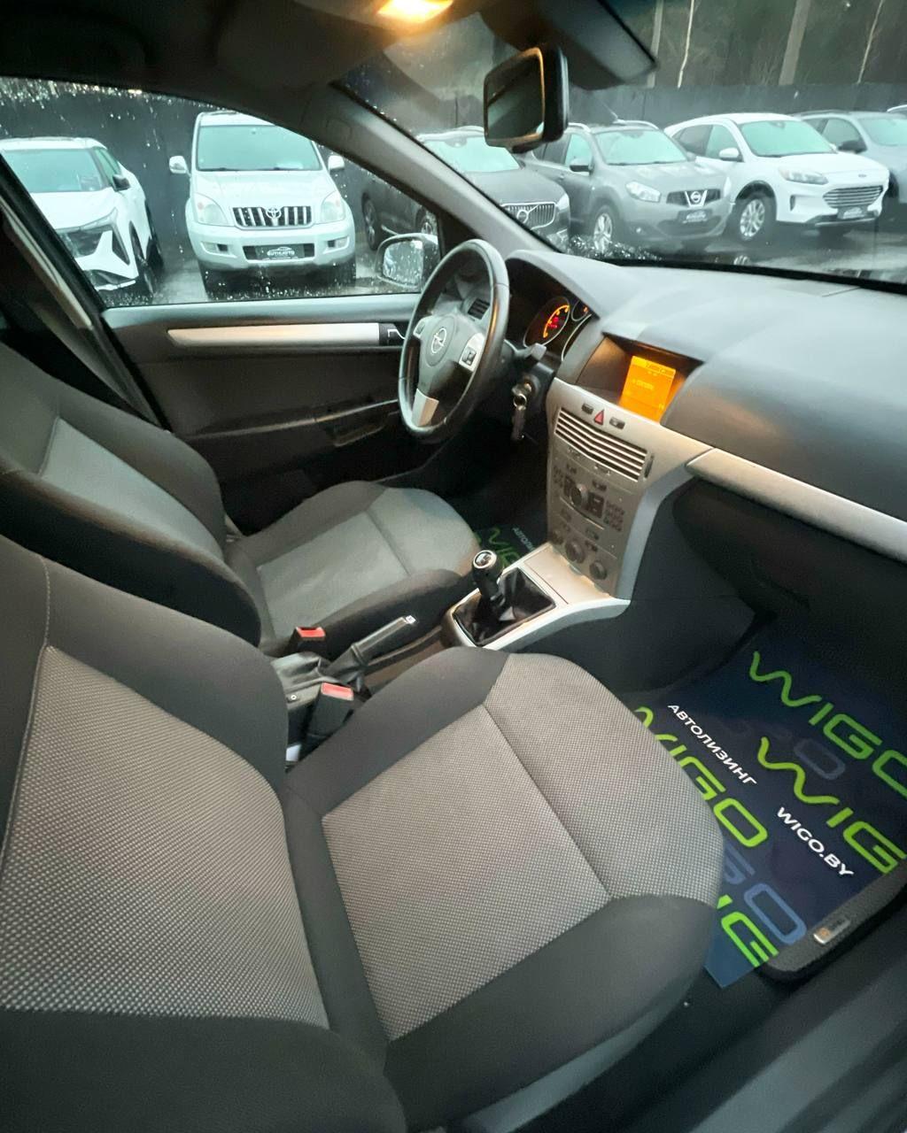 Opel Astra H · Рестайлинг , 2009 г., механика, дизель - фото 12