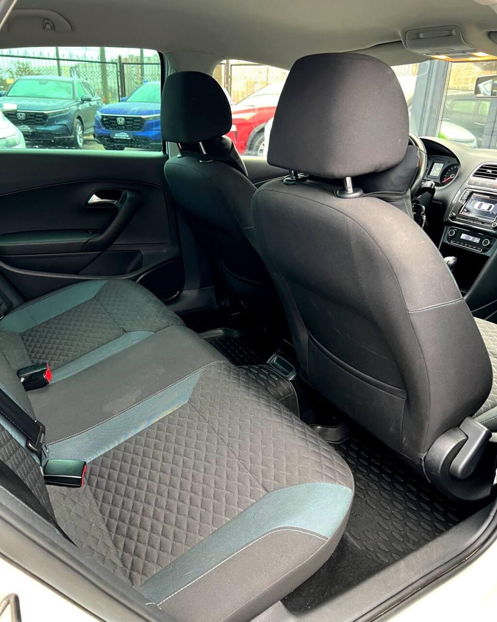 Volkswagen Polo Sedan I · Рестайлинг , 2019 г., робот, бензин - фото 13