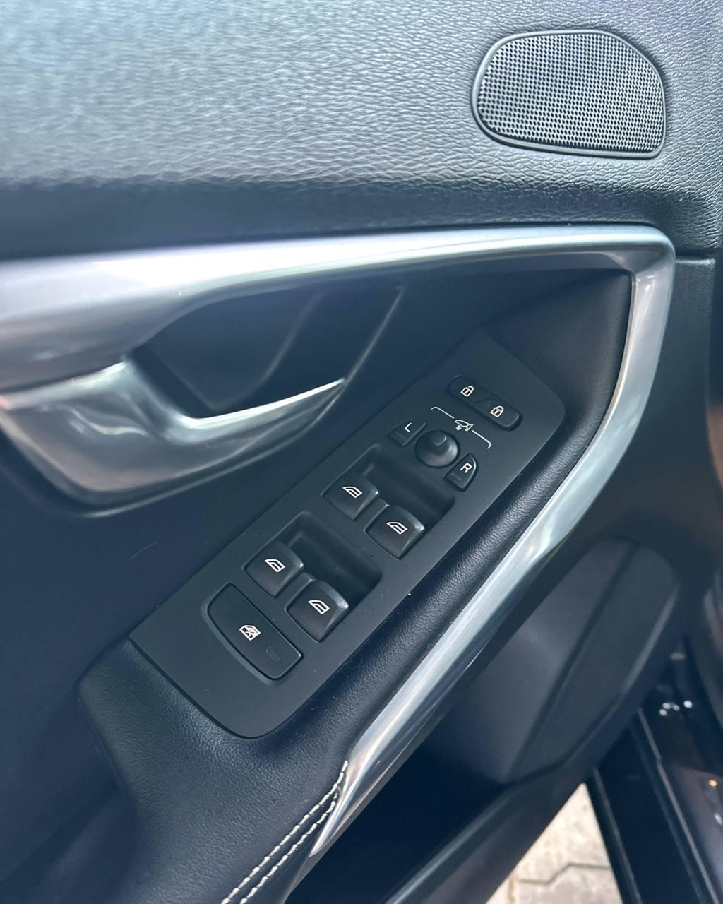 Volvo V40 II , 2013 г., механика, дизель - фото 11