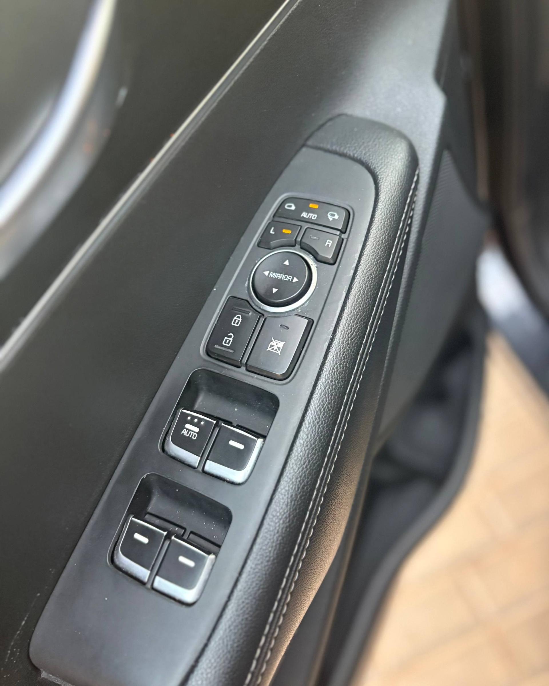 Kia Sorento III · Рестайлинг , 2018 г., автомат, дизель - фото 21