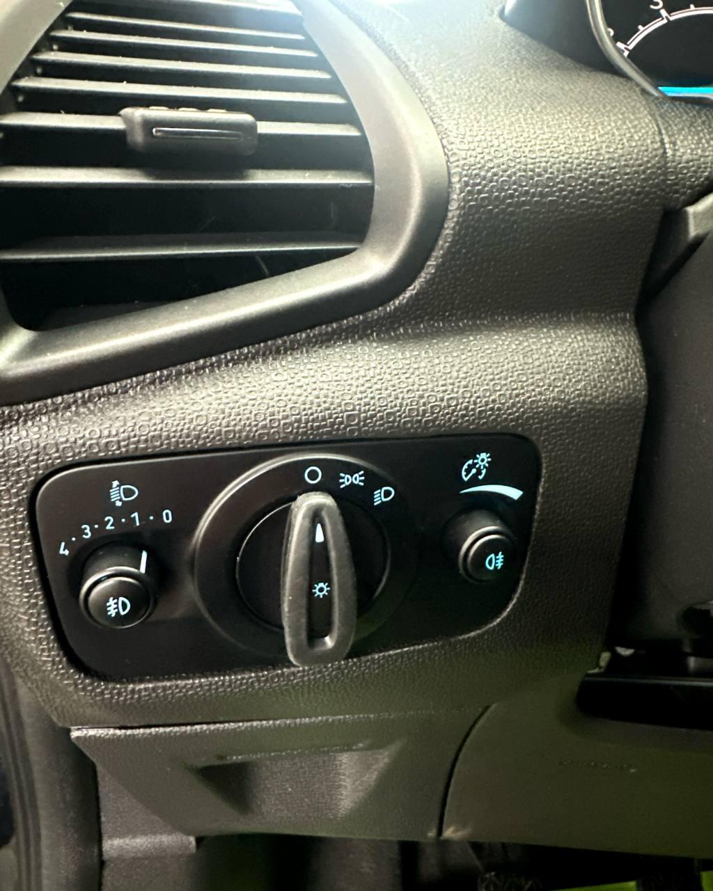 Ford EcoSport II , 2015 г., механика, бензин  - фото 11