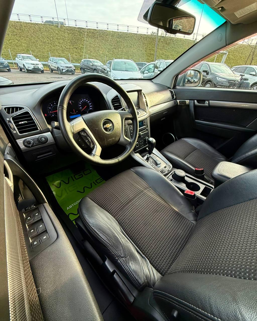 Chevrolet Captiva I · Рестайлинг , 2011 г., автомат, бензин - фото 11