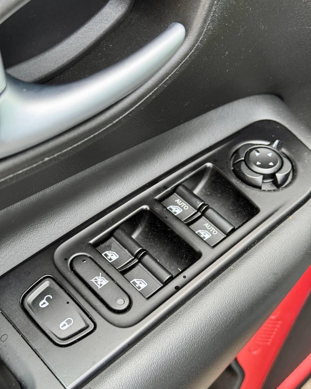 Jeep Renegade I · Рестайлинг , 2020 г., автомат, бензин - фото 20