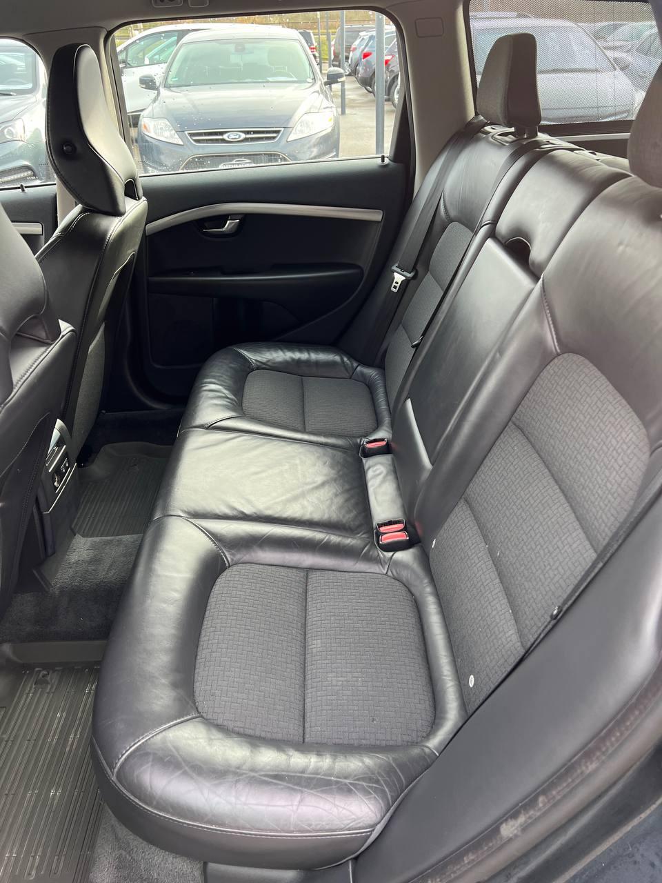 Volvo V70 III , 2011 г., механика, дизель - фото 13