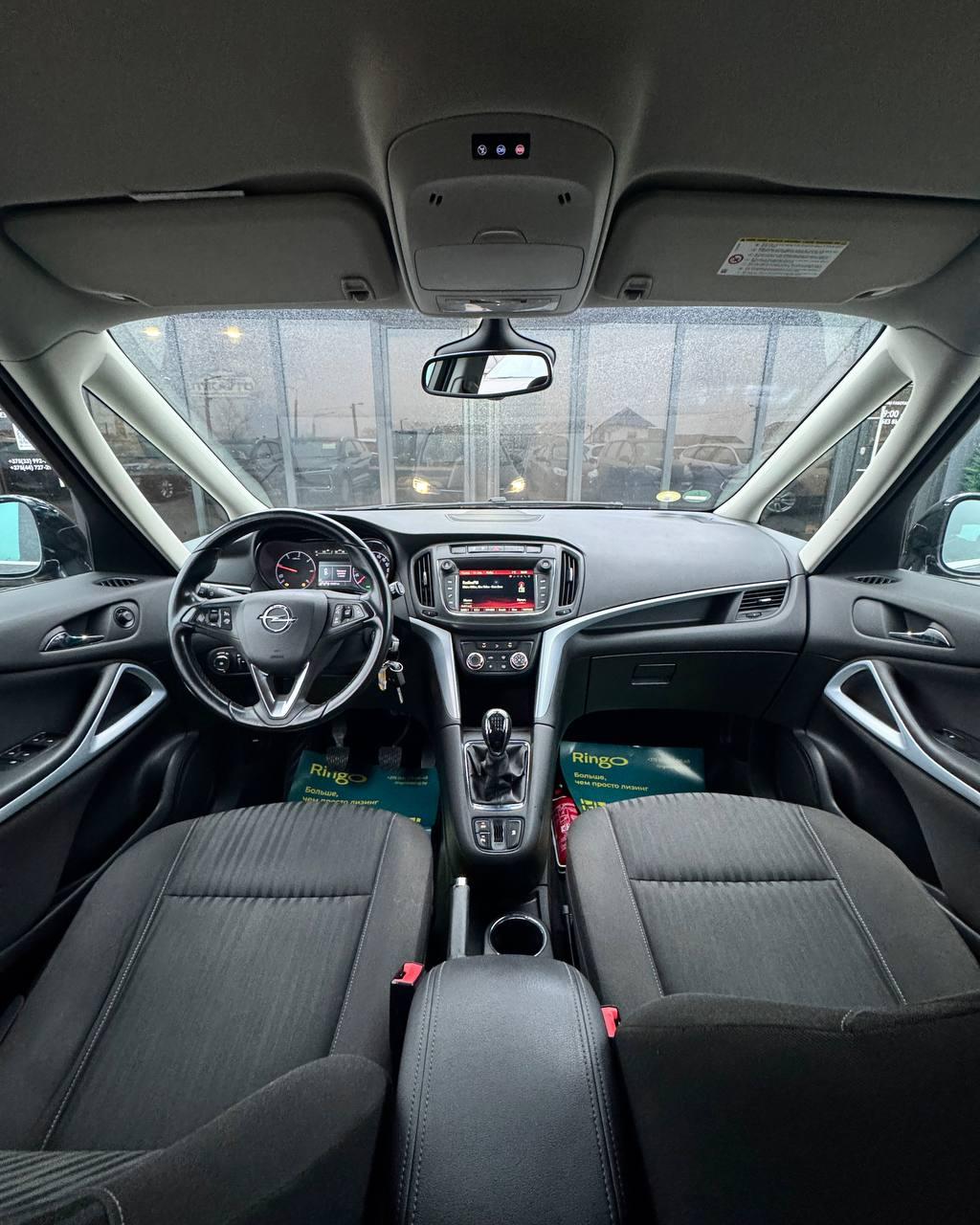 Opel Zafira C · Рестайлинг , 2017 г., механика, дизель - фото 9