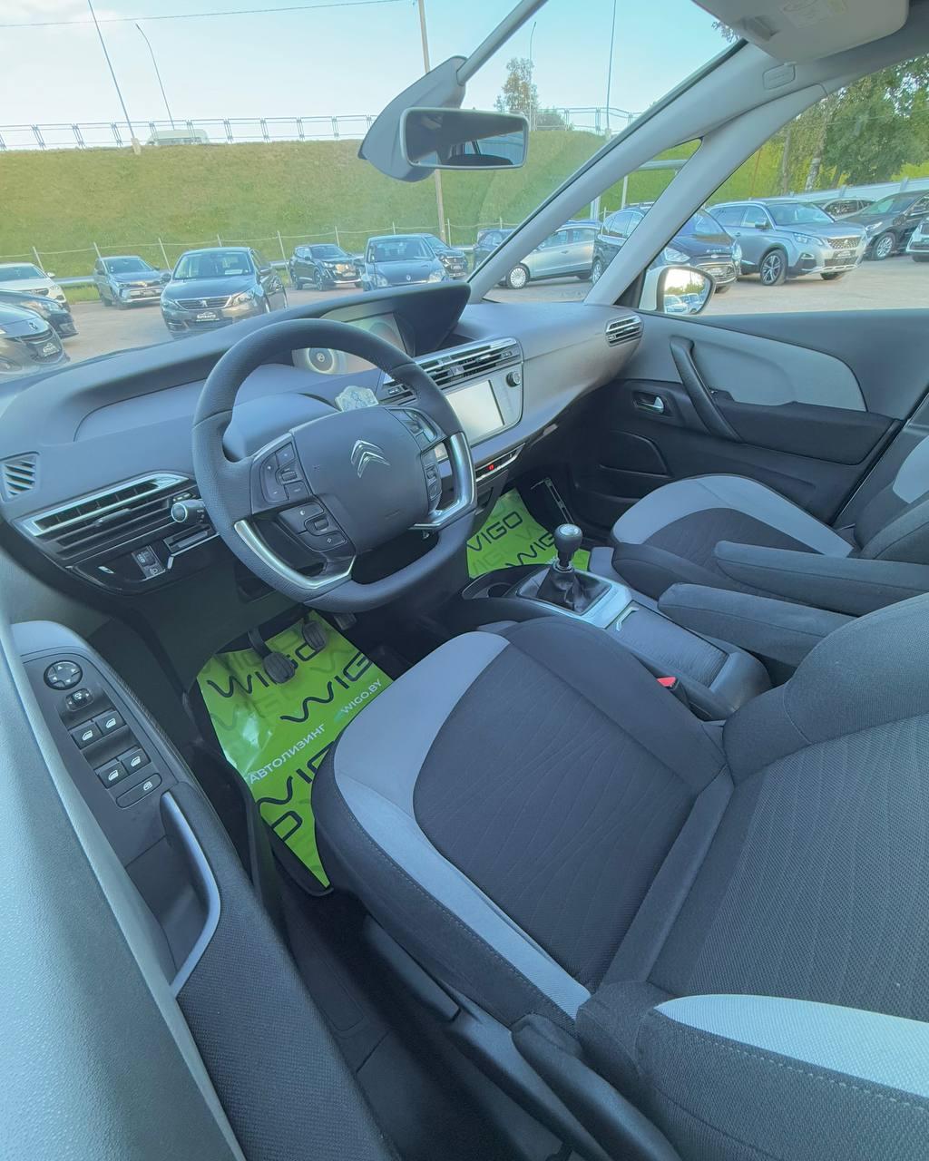 Citroen C4 Grand Picasso II , 2015 г., механика, дизель - фото 11