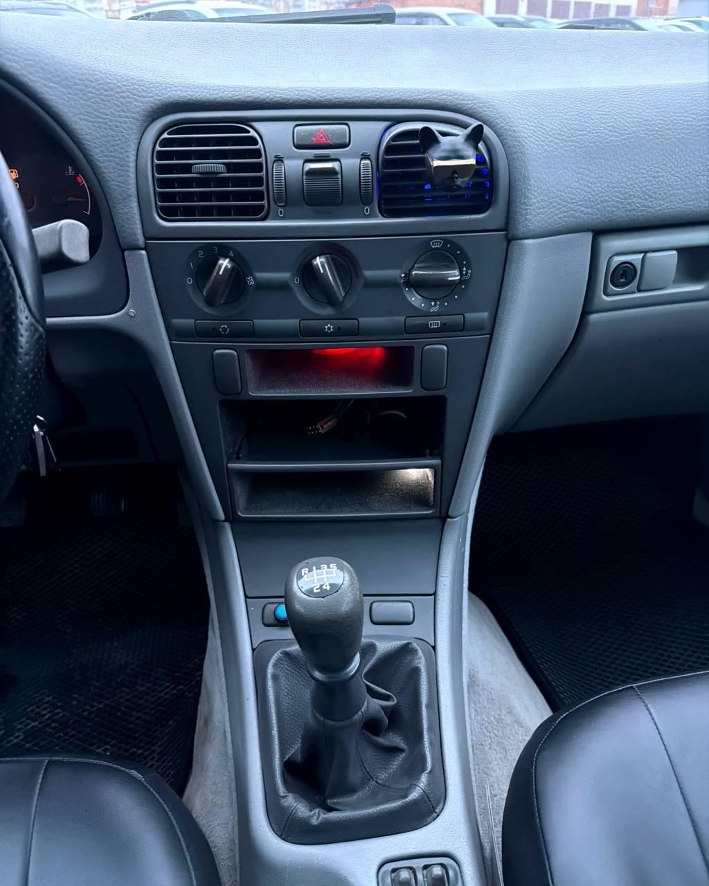 Volvo S40 I , 1996 г., механика, бензин - фото 13