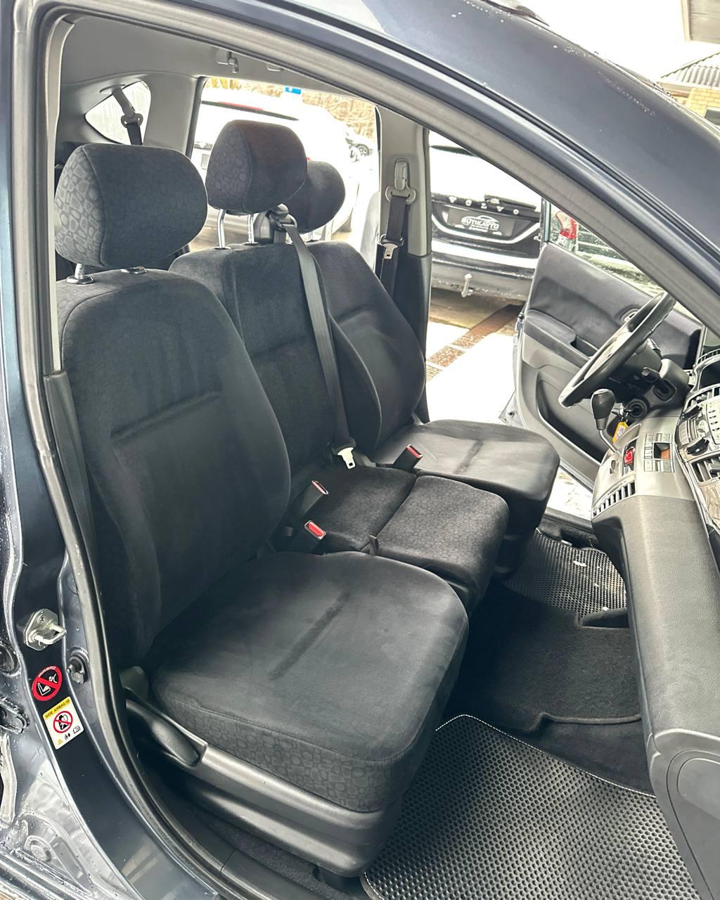 Honda FR-V I , 2005 г., механика, бензин - фото 15