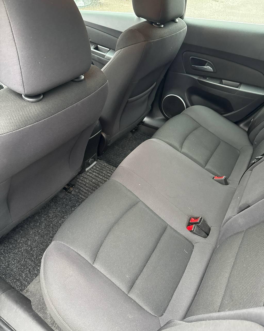 Chevrolet Cruze J300 · Рестайлинг , 2015 г., автомат, бензин  - фото 11