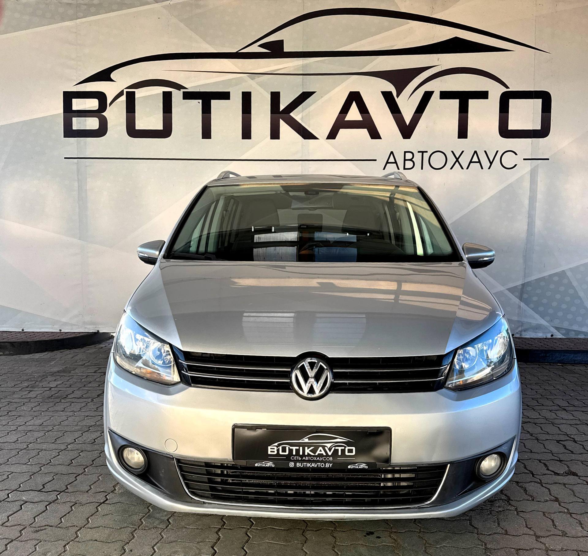 Volkswagen Touran I · 2-й рестайлинг , 2011 г., механика, дизель - фото 2