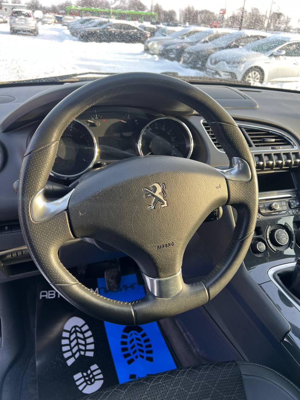 Peugeot 3008 I · Рестайлинг , 2015 г., механика, бензин - фото 12