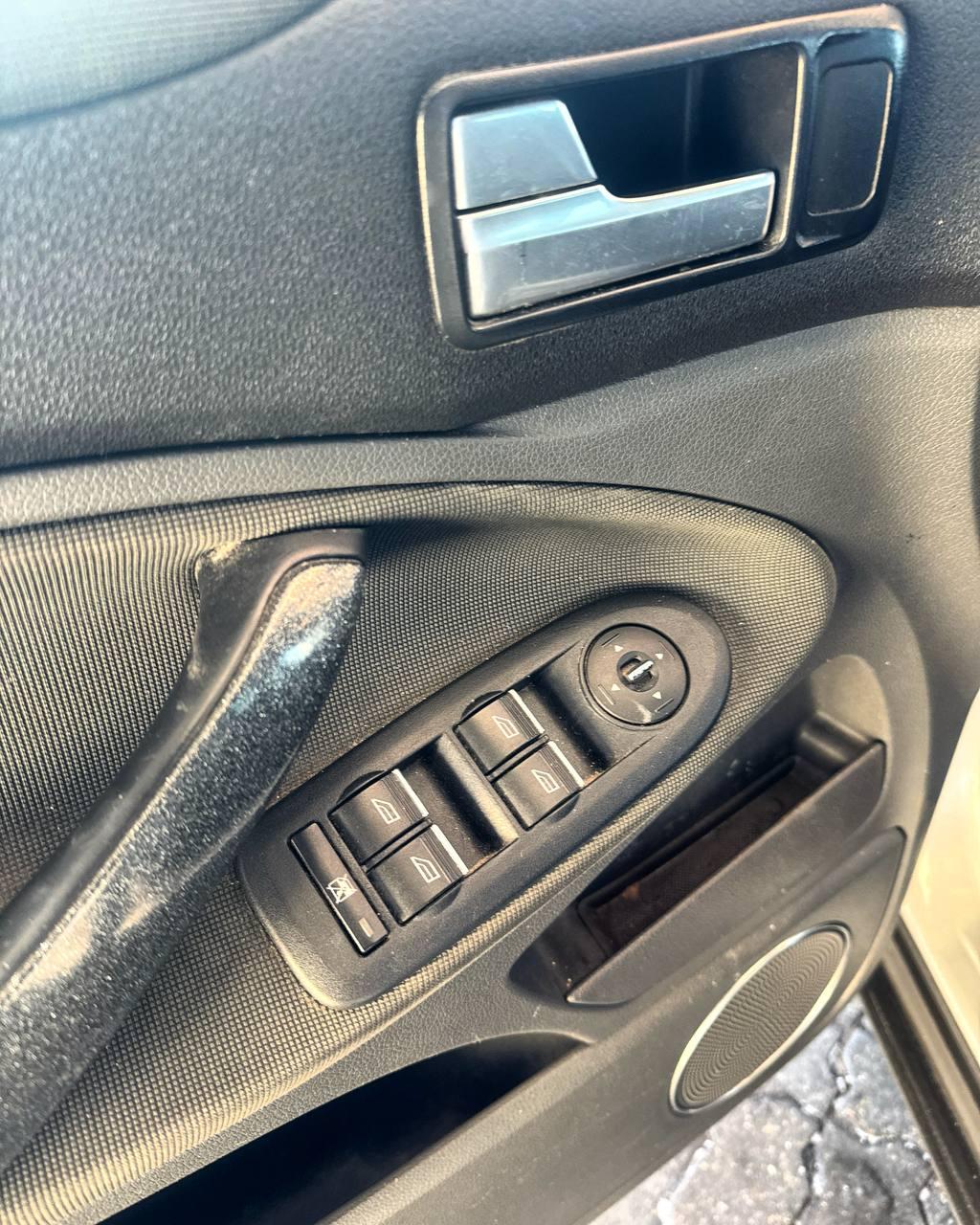 Ford Kuga I, 2011 г., робот, дизель - фото 9