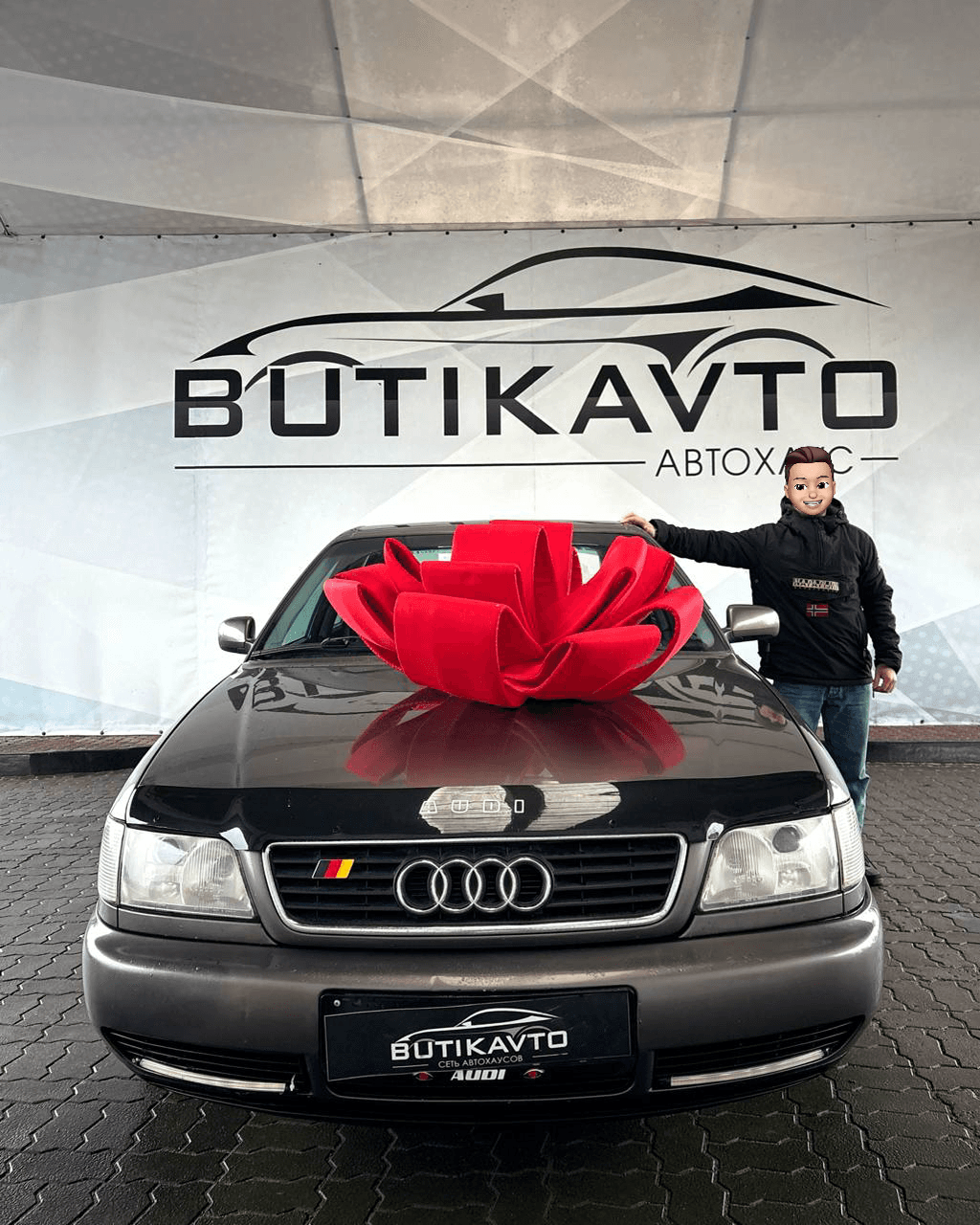 Audi A6 C4 , 1996 г., механика, бензин