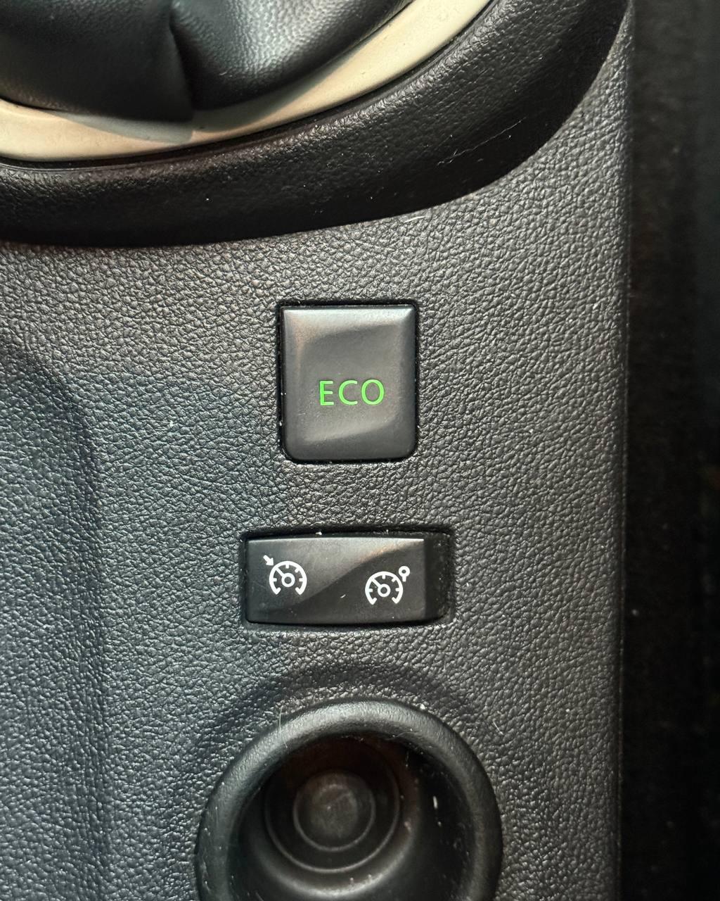 Renault Captur I · Рестайлинг , 2018 г., механика, дизель - фото 19