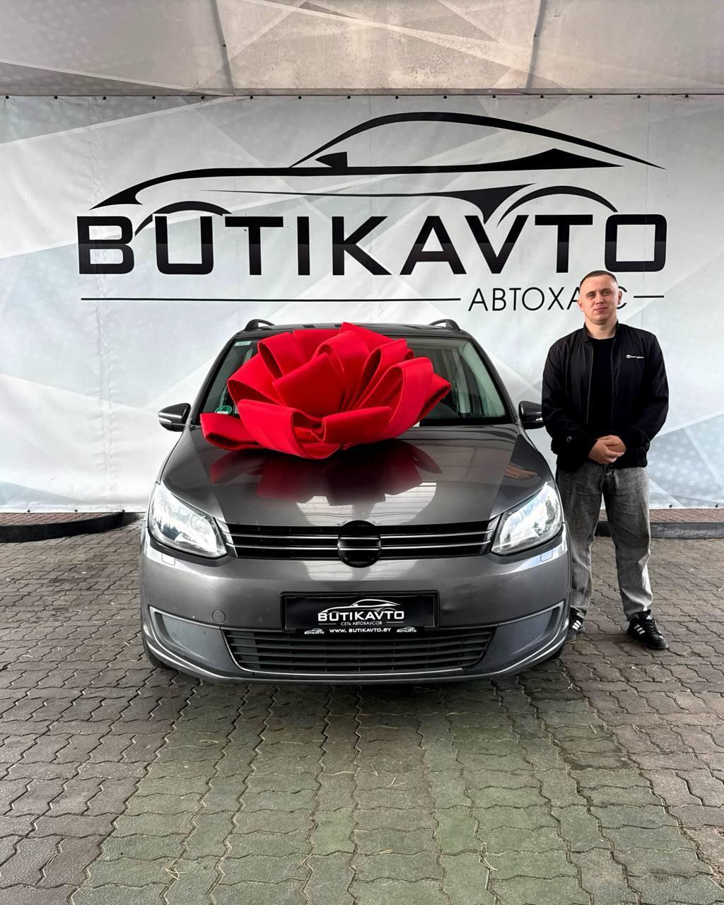 Volkswagen Touran I · 2-й рестайлинг , 2011 г., механика, дизель