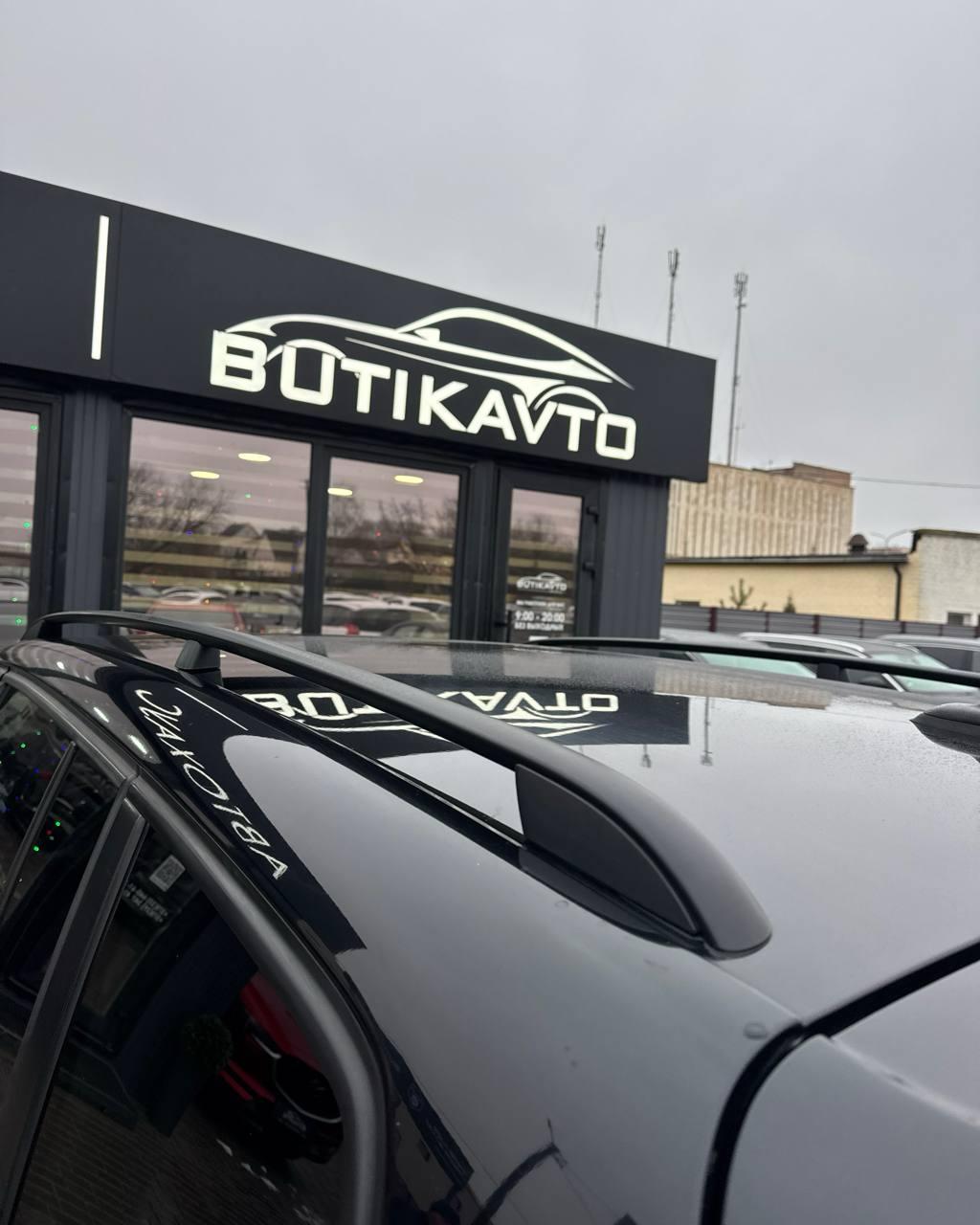 Volkswagen Touran I · 2-й рестайлинг , 2011 г., механика, дизель - фото 20