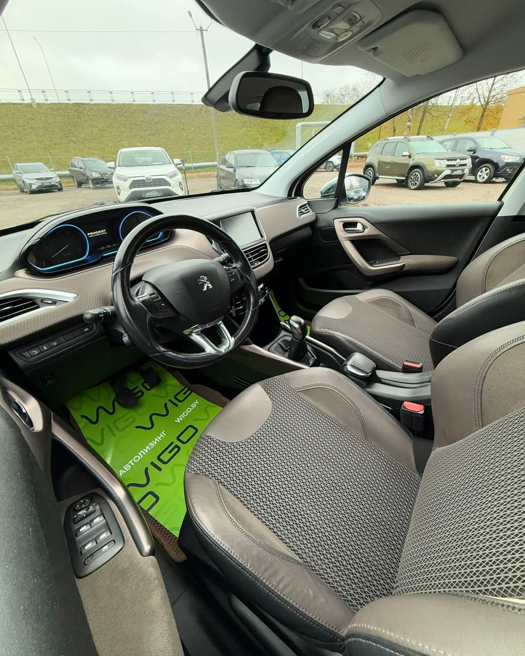 Peugeot 2008 I , 2014 г., механика, дизель - фото 9