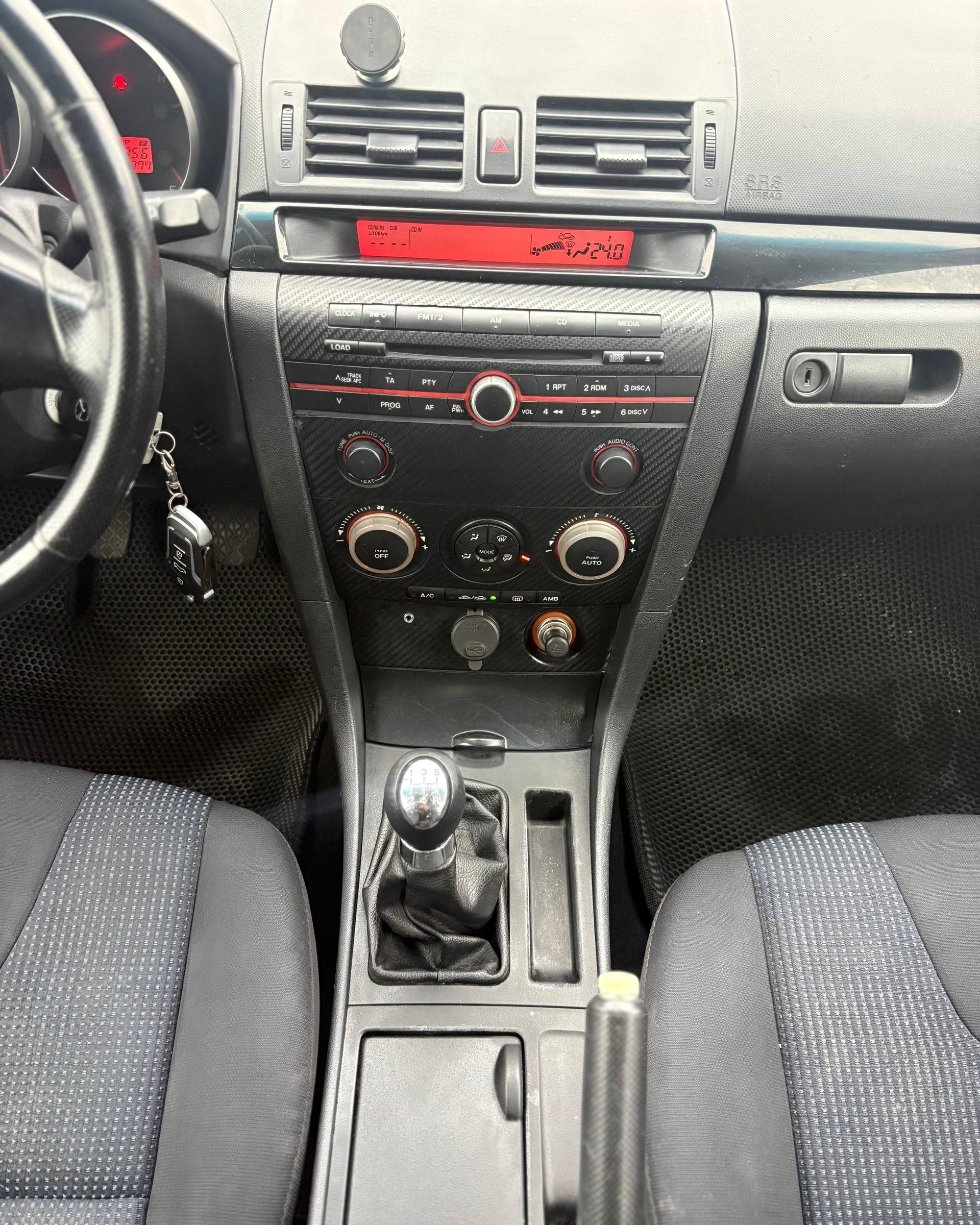 Mazda 3 BK , 2005 г., механика, дизель  - фото 16