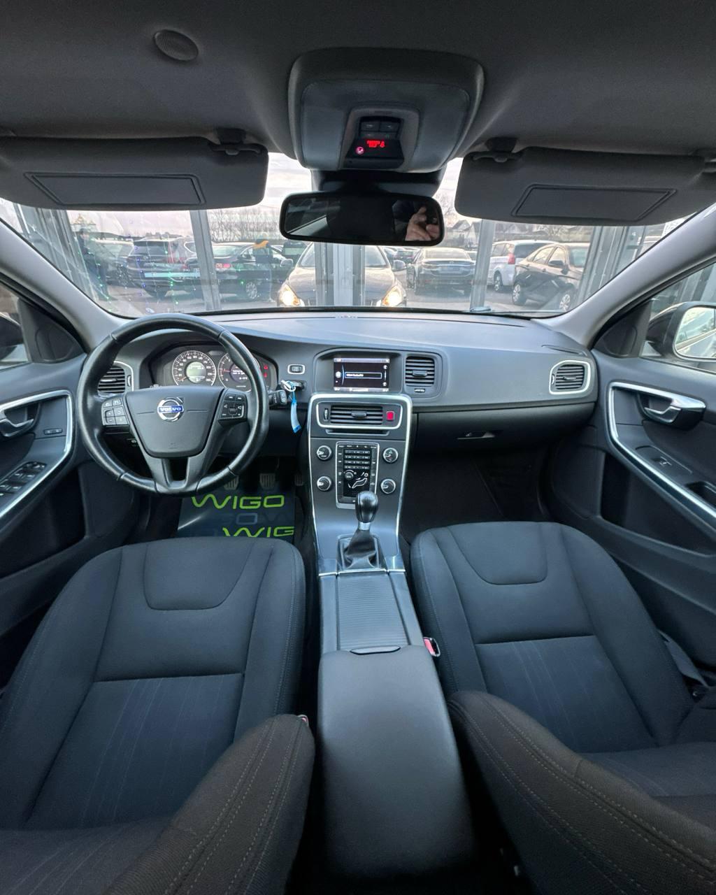 Volvo V60 I , 2012 г., механика, дизель - фото 7