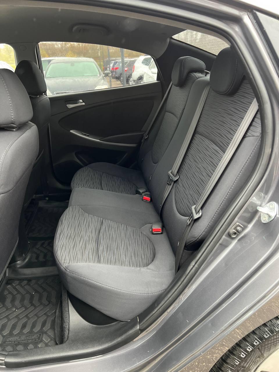 Hyundai Solaris I · Рестайлинг , 2015 г., механика, бензин - фото 9