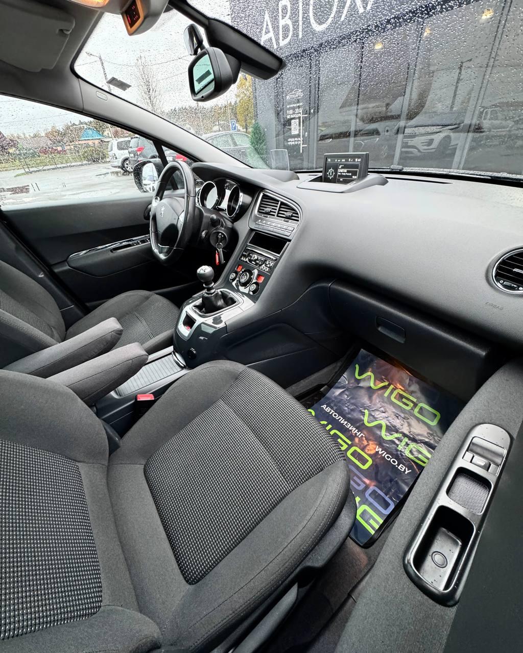 Peugeot 5008 I · Рестайлинг , 2015 г., механика, дизель - фото 13