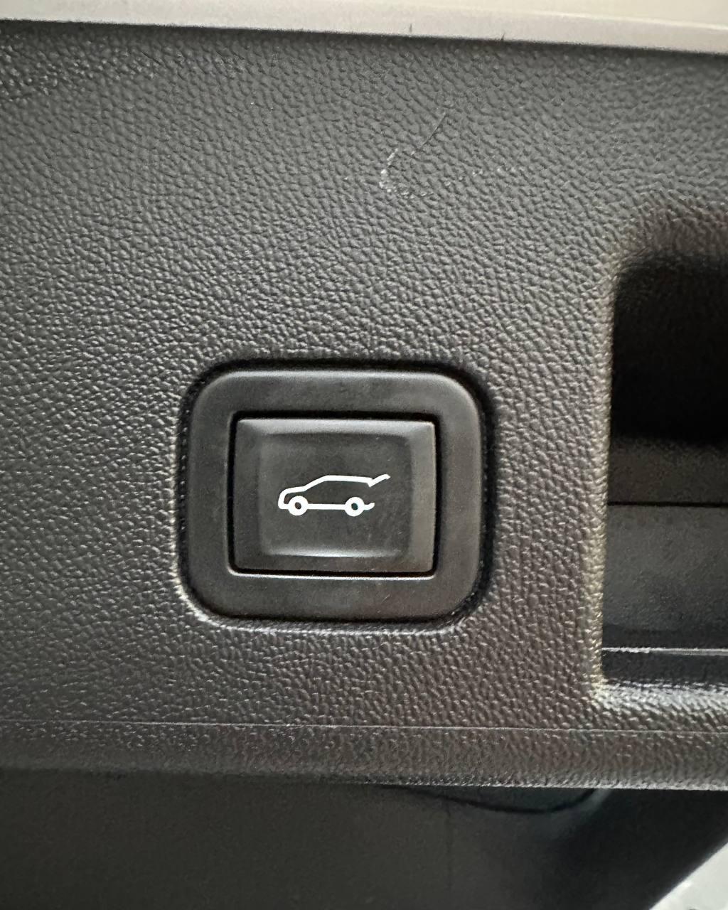 Chevrolet Equinox III · Рестайлинг , 2021 г., автомат, бензин - фото 14